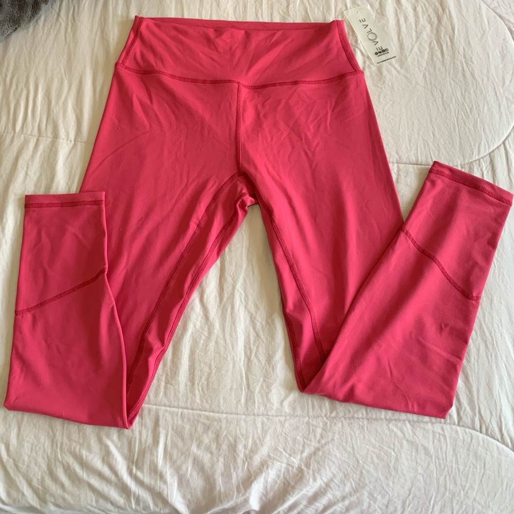Evolve Fashion Gym Leggings in Fuschia